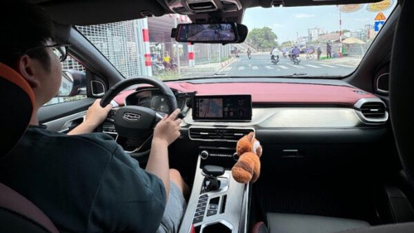 Mua xe Trung Quốc giá hời nhưng rước thêm áp lực: Nỗi khổ tâm của những người dám “đi ngược số đông”