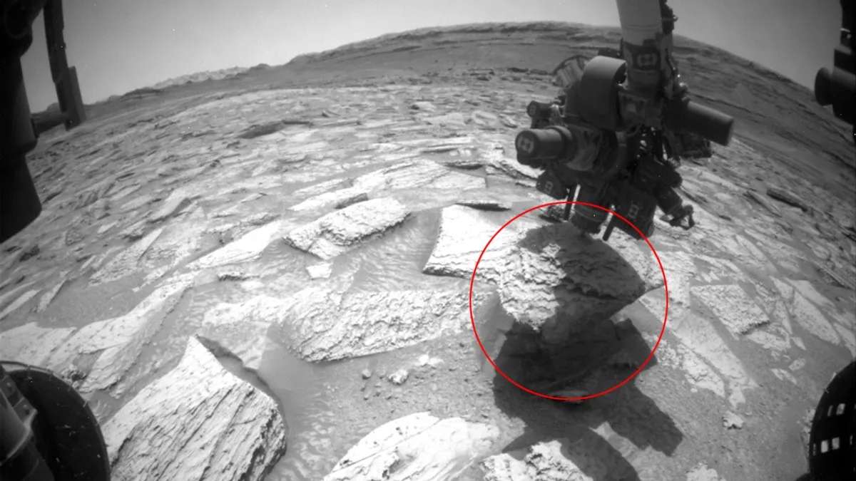 Suýt mất trắng hàng trăm triệu USD: NASA giải cứu tàu Curiosity khỏi sự cố tồi tệ nhất trên Sao Hỏa