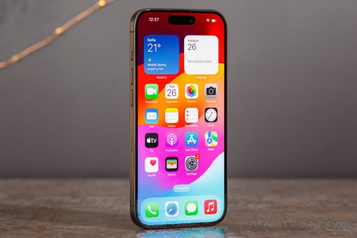 iphone-15-pro-t8-2