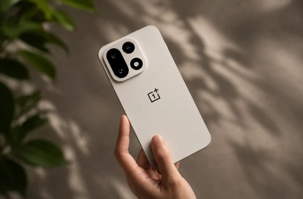Oneplus sắp mở bán khắc chế cứng của Galaxy S26 Ultra, sở hữu màn siêu ấn tượng viền dưới 1mm
