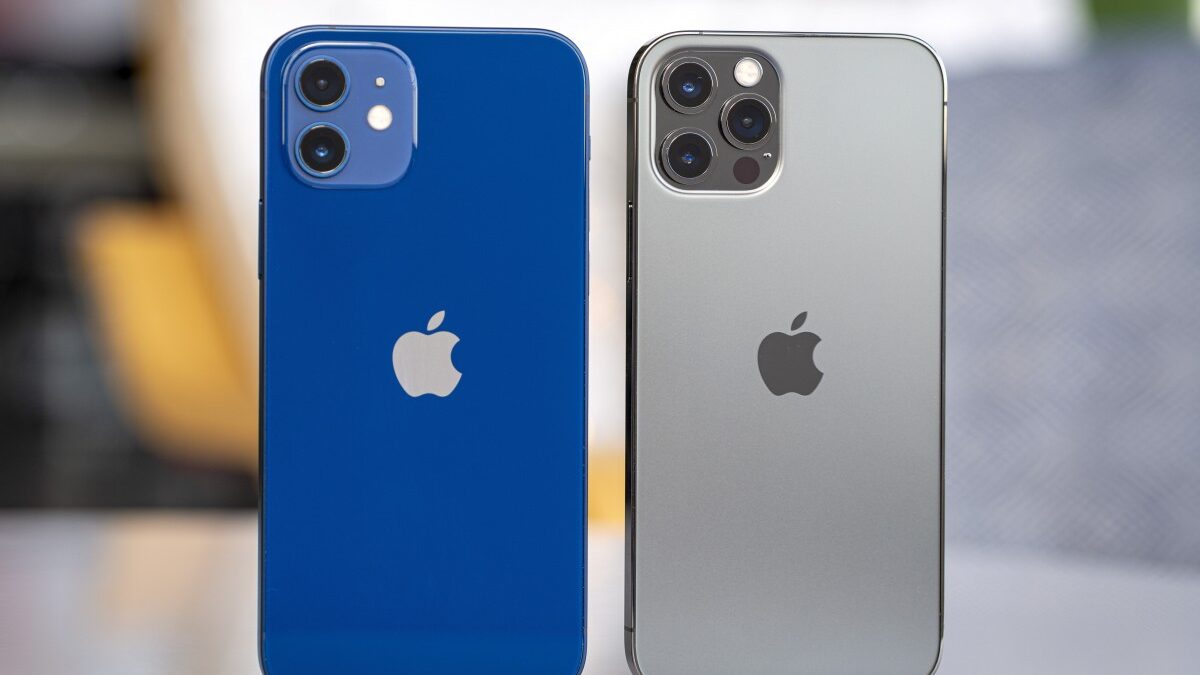 Bảng giá iPhone 12 đầu tháng 7: iPhone 12 Pro Max hạ giá vì thiếu AI, iPhone 12 vua màn OLED giá rẻ