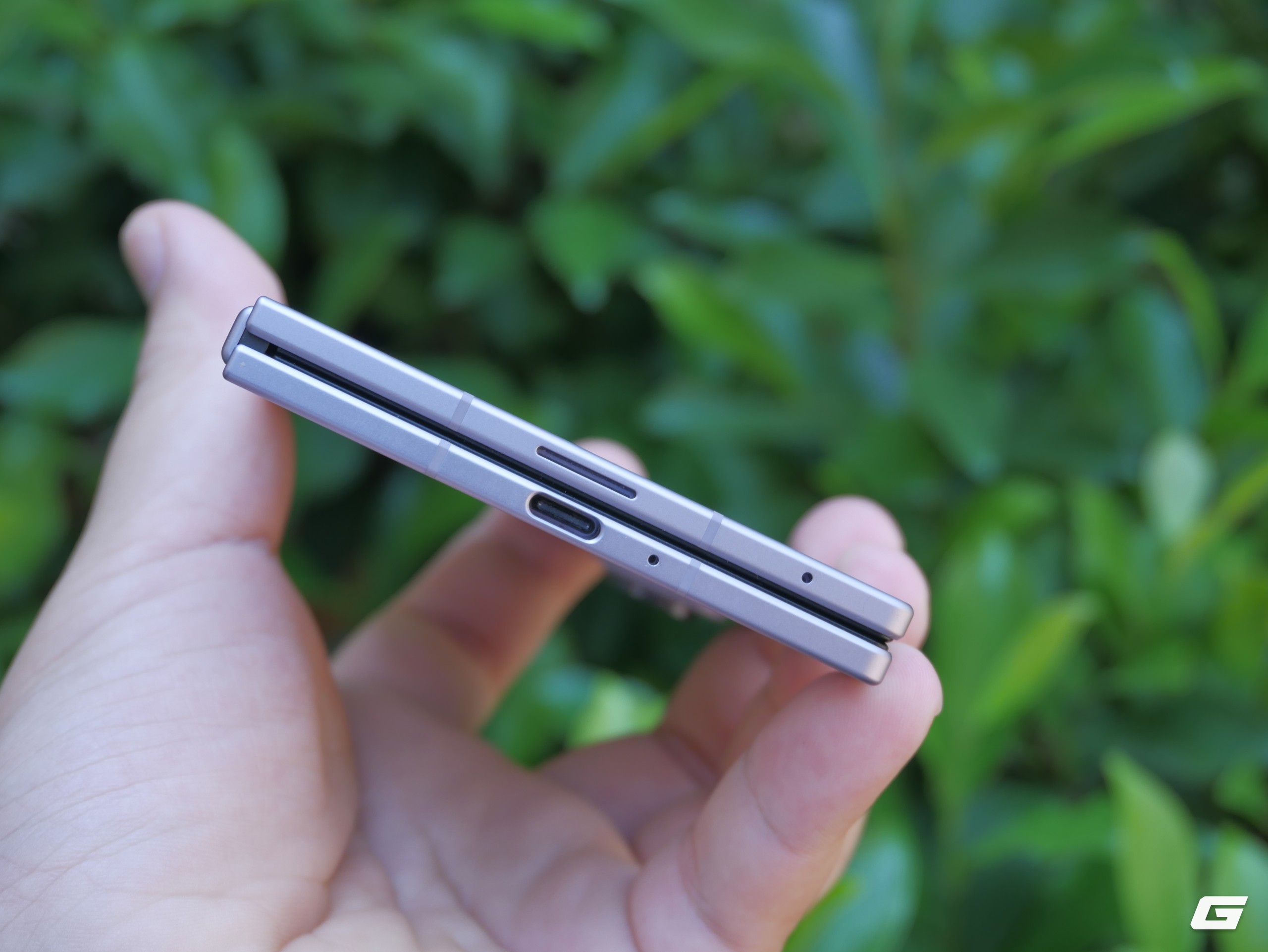 Trải nghiệm Galaxy Z Fold8 làm máy đọc sách: Hơn 40 triệu liệu có "ăn" nổi E-ink? - Ảnh 8.